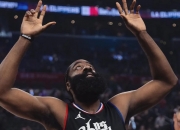 LOL决赛-快船队客场大胜，展现出强大的客场作战能力的简单介绍