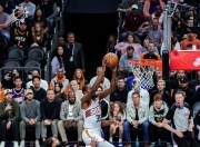 英雄联盟总决赛-上海队绝杀76人，乔治统治全场