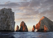 英雄联盟总决赛门票-当巨星单骑破阵遭遇体系铁壁，米切尔的证明之夜与篮网的无声胜利