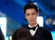 英雄联盟总决赛2025-东方暗夜与绿衫王朝的对话，当深圳铁骑跨洋斩落凯尔特人，杰伦·格林的东决黄昏