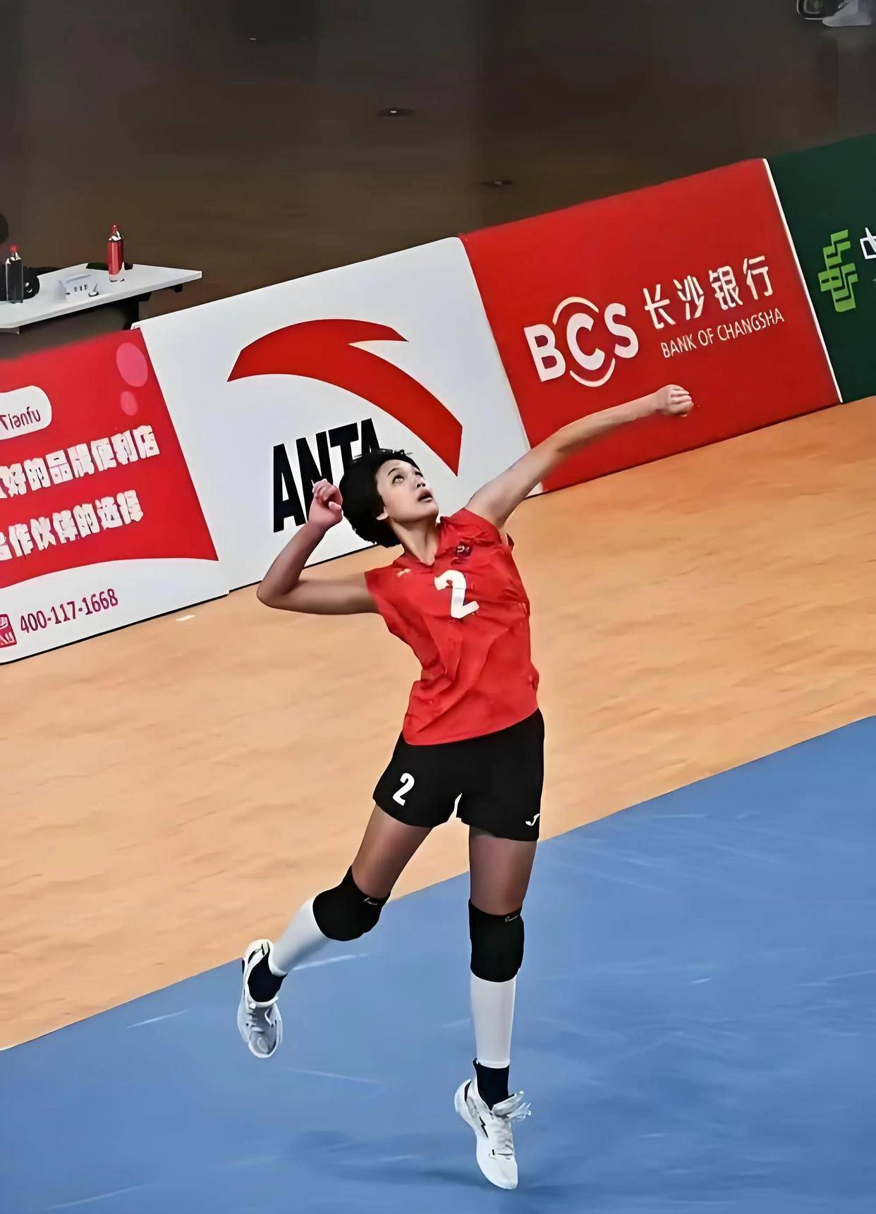 我国新星崭露头角,创造出色佳绩的简单介绍 我国新星崭露头角,创造出色佳绩的简单介绍