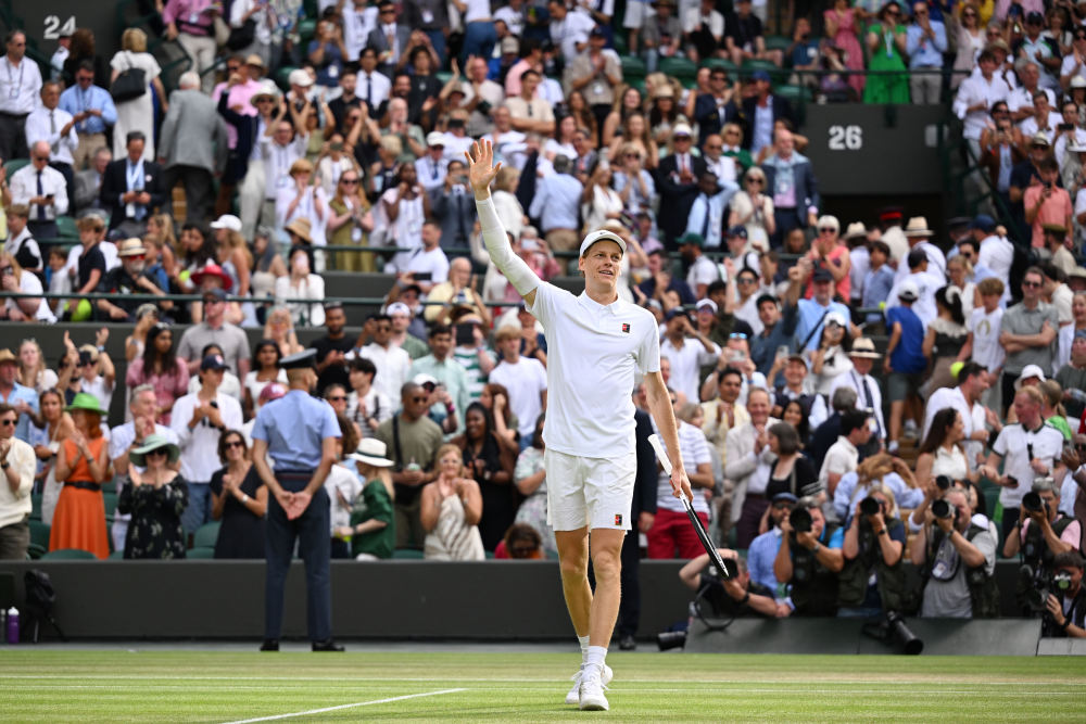 温网翻盘ATP总决赛，辛纳带队取胜