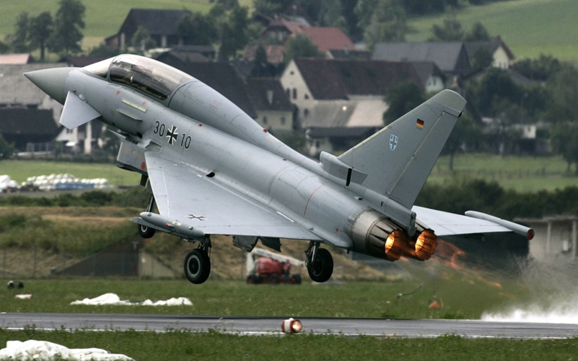 足球外交，佩德里一传一射，伊拉克友谊赛2-1逆转摩洛哥