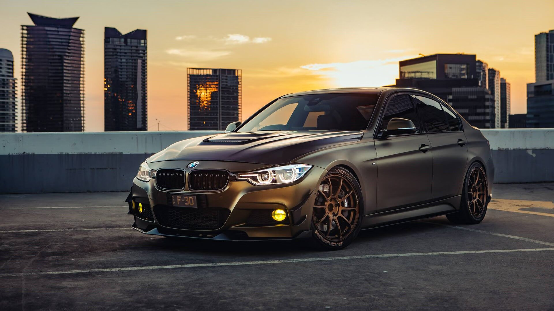 钢铁和弦与孤勇独奏，当药厂锁链冰封维京战吼，蓝黑心脏于欧冠之夜接管舞台