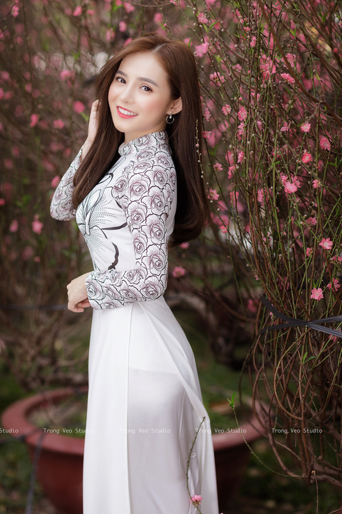 2026世界杯C组，哥伦比亚铁血中场碾压奥地利，库尔图瓦致命一击定乾坤